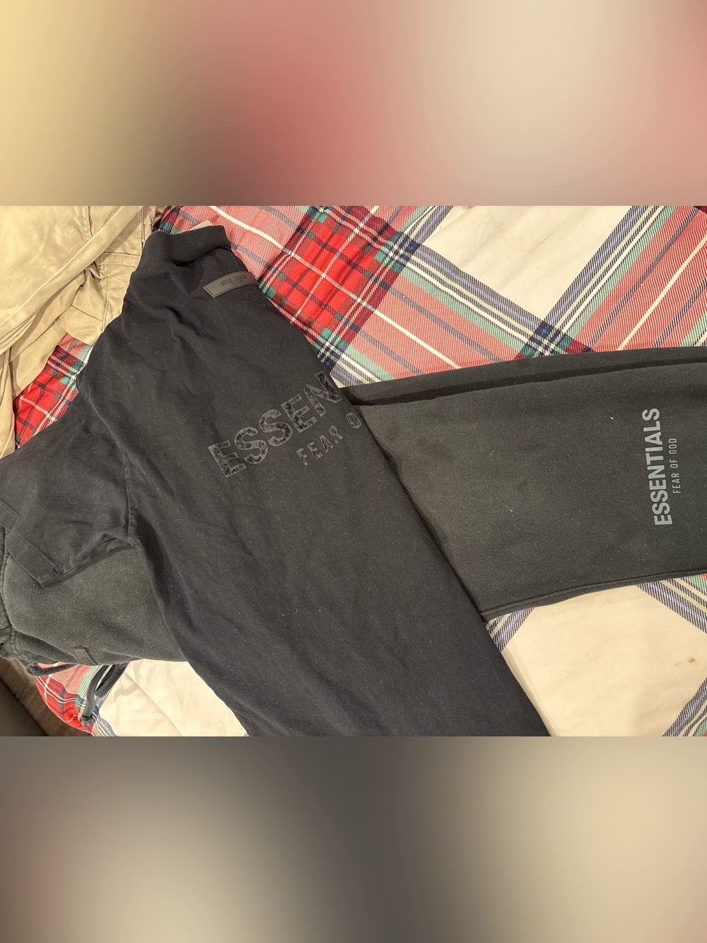 ESSENTIALS Men’s Black Logo